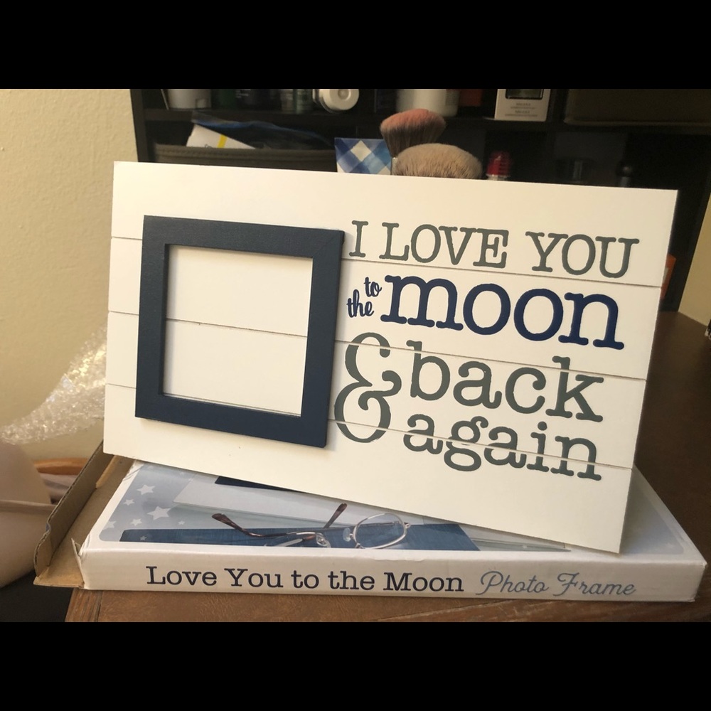 Picture frame - Picture 3 of 5